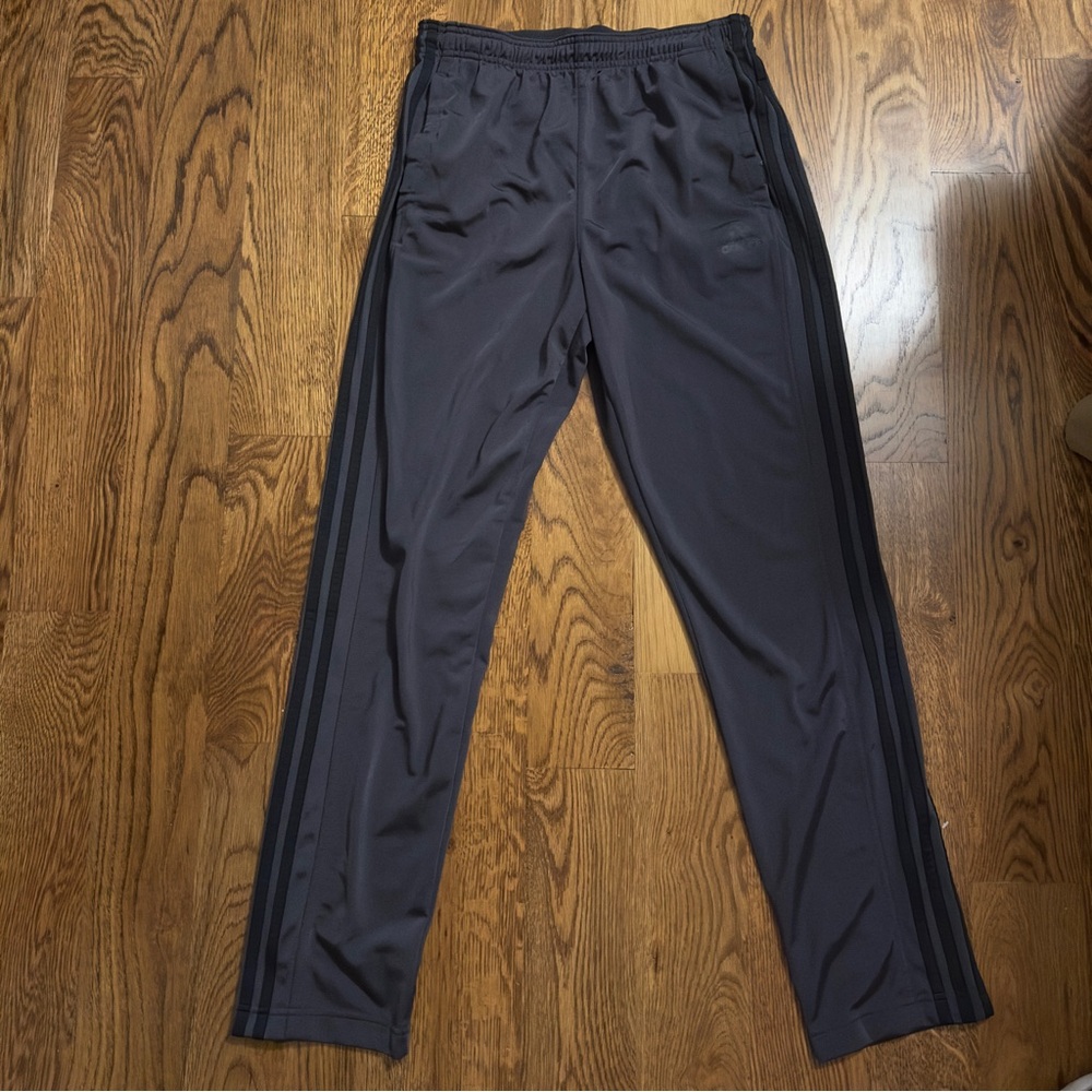 Adidas sweatpants
